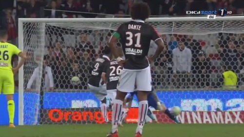 德转：范双杰与国安续约两年，新合同至2028年底（德转称范双杰与国安续约两年，合同期至2028年末）