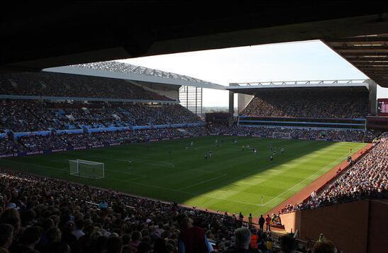 快船轮换策略成功限制对手得分（快船灵活轮换奏效，成功压低对手得分）