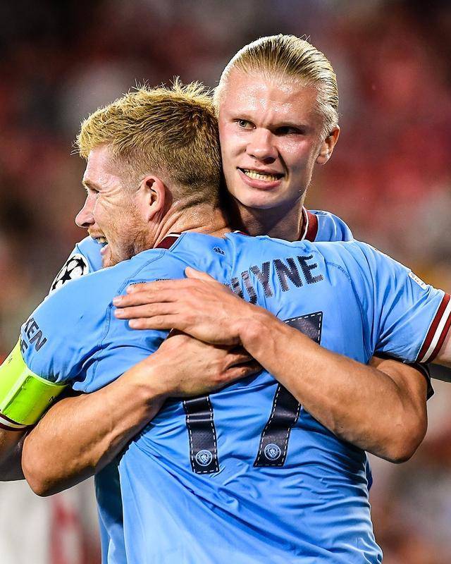 凯恩远射进球飞行速度达到128km／h，为本赛季德甲最快进球（凯恩远射时速128公里，创本赛季德甲最高进球时速）