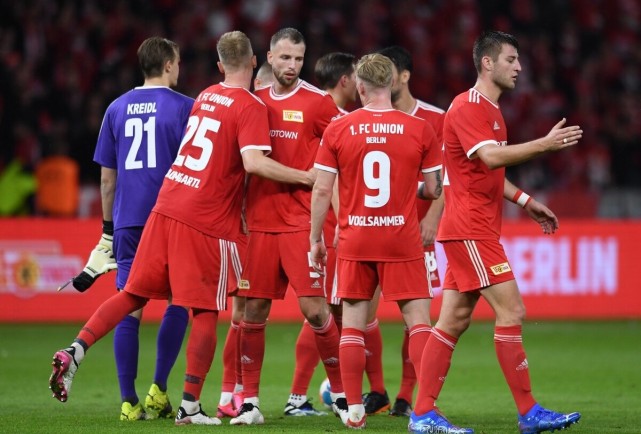 亚冠精英赛第五轮最佳阵：林加德、坎塞洛在列，塔迪奇入选（亚冠精英赛第5轮最佳阵容出炉：林加德、坎塞洛上榜，塔迪奇入选）