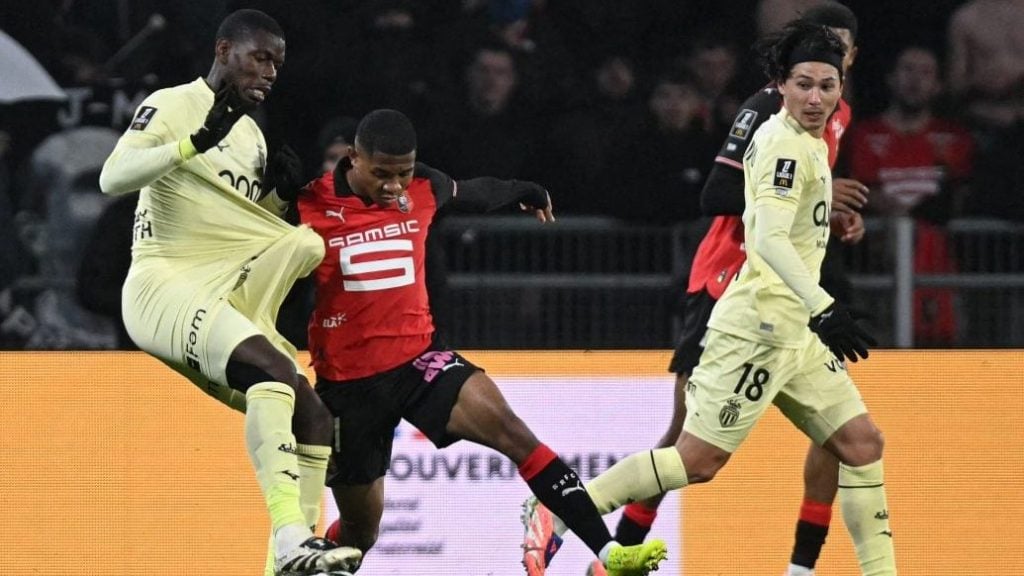 弗兰克·桑切斯与小理查德·托雷斯将进行重量级拳王资格赛，双方已达成协议，但进展缓慢。（弗兰克·桑切斯战小理查德·托雷斯：重量级拳王淘汰赛已达成协议但推进缓慢）